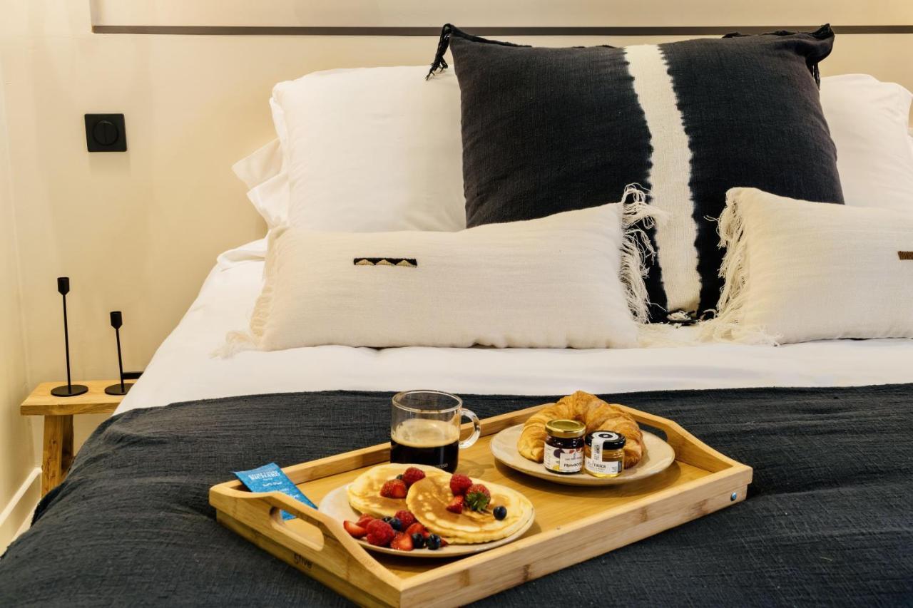 Host Inn Le Lumiere Spa & Cinema リヨン エクステリア 写真